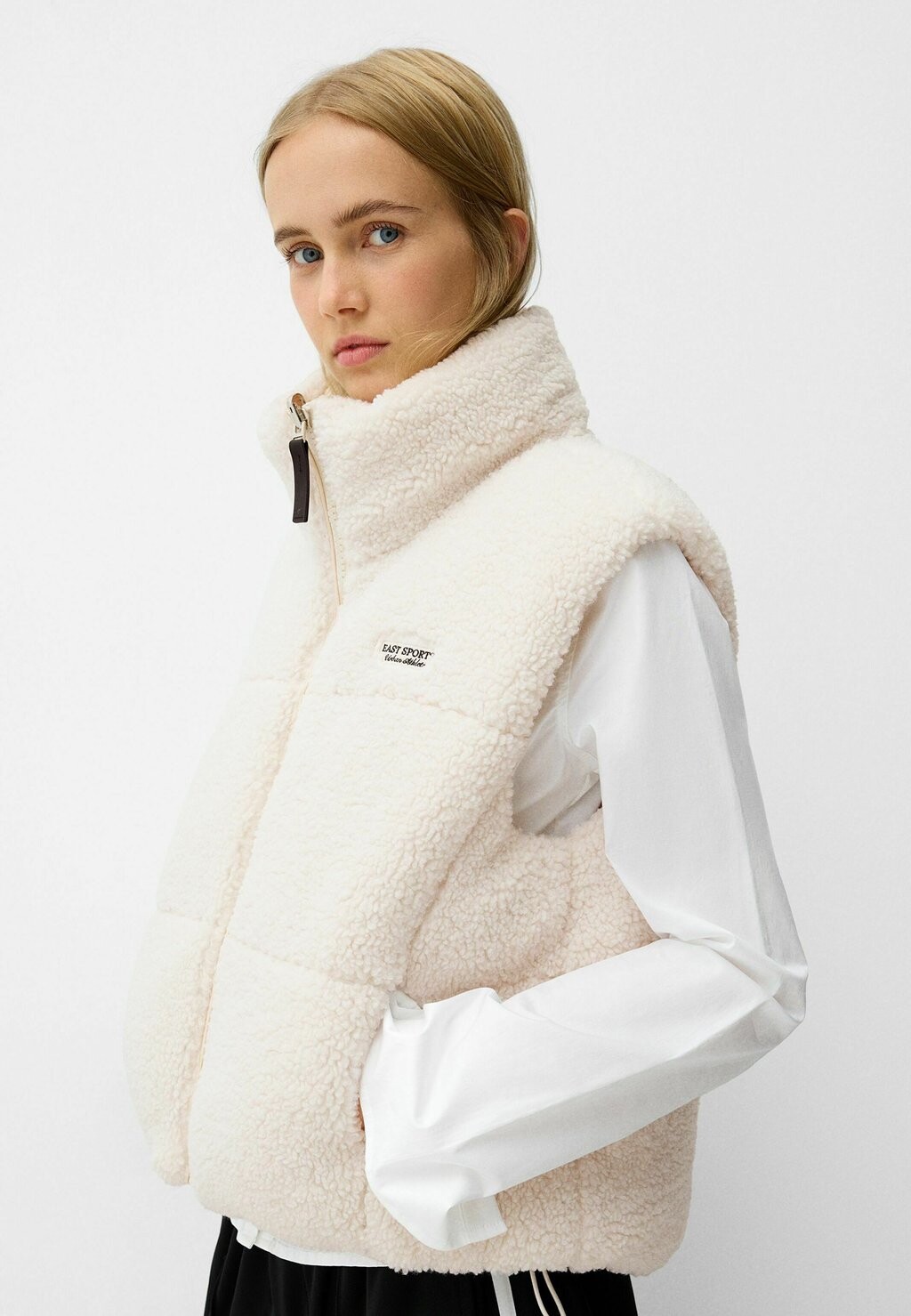 

Жилет REVERSIBLE Bershka, белый