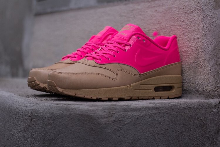 Кроссовки Nike Wmns Air Max 1 VT QS 'Pink Vachetta', загар — фото 2