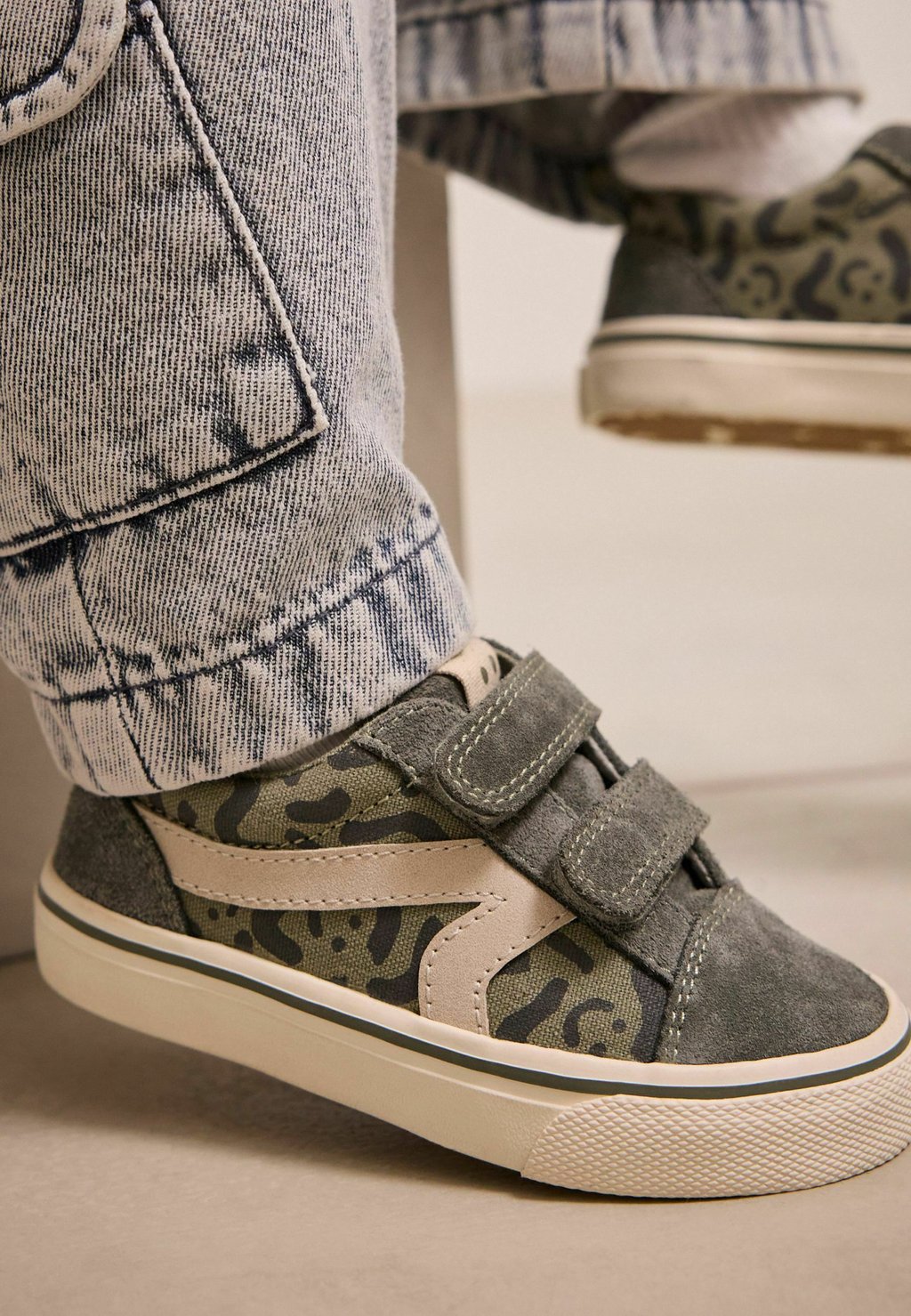 Кроссовки REGULAR FIT - TOUCH FASTENING - Baby shoes Next, зеленый — фото 3