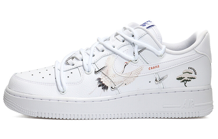 

Женские кроссовки для скейтбординга Nike Air Force 1, White