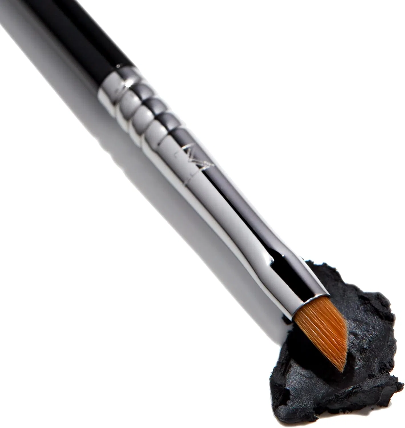 Кисть для подводки Sigma Beauty E06 Winged Liner Brush, черная — фото 4