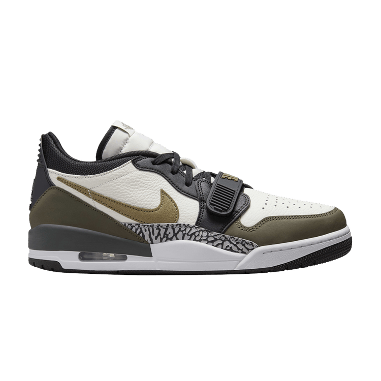 

Кроссовки Jordan Legacy 312 Low 'Medium Olive', белый