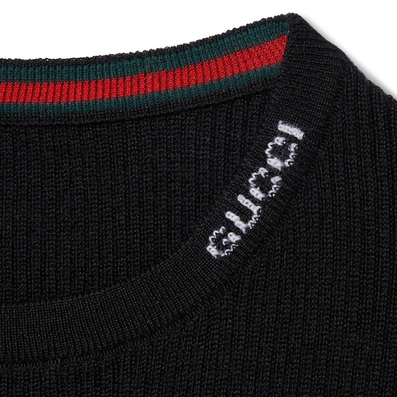 Свитер женский Gucci, классический крой, черно-красный — фото 2