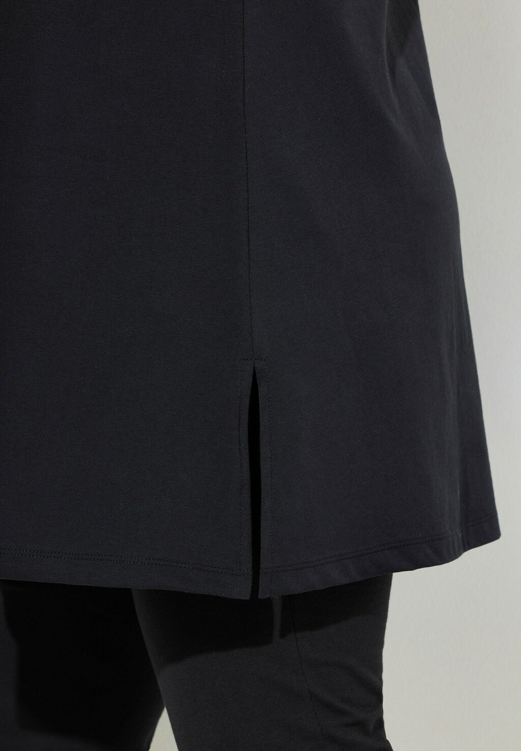 

Туника SQUARE NECK Ulla Popken, черный