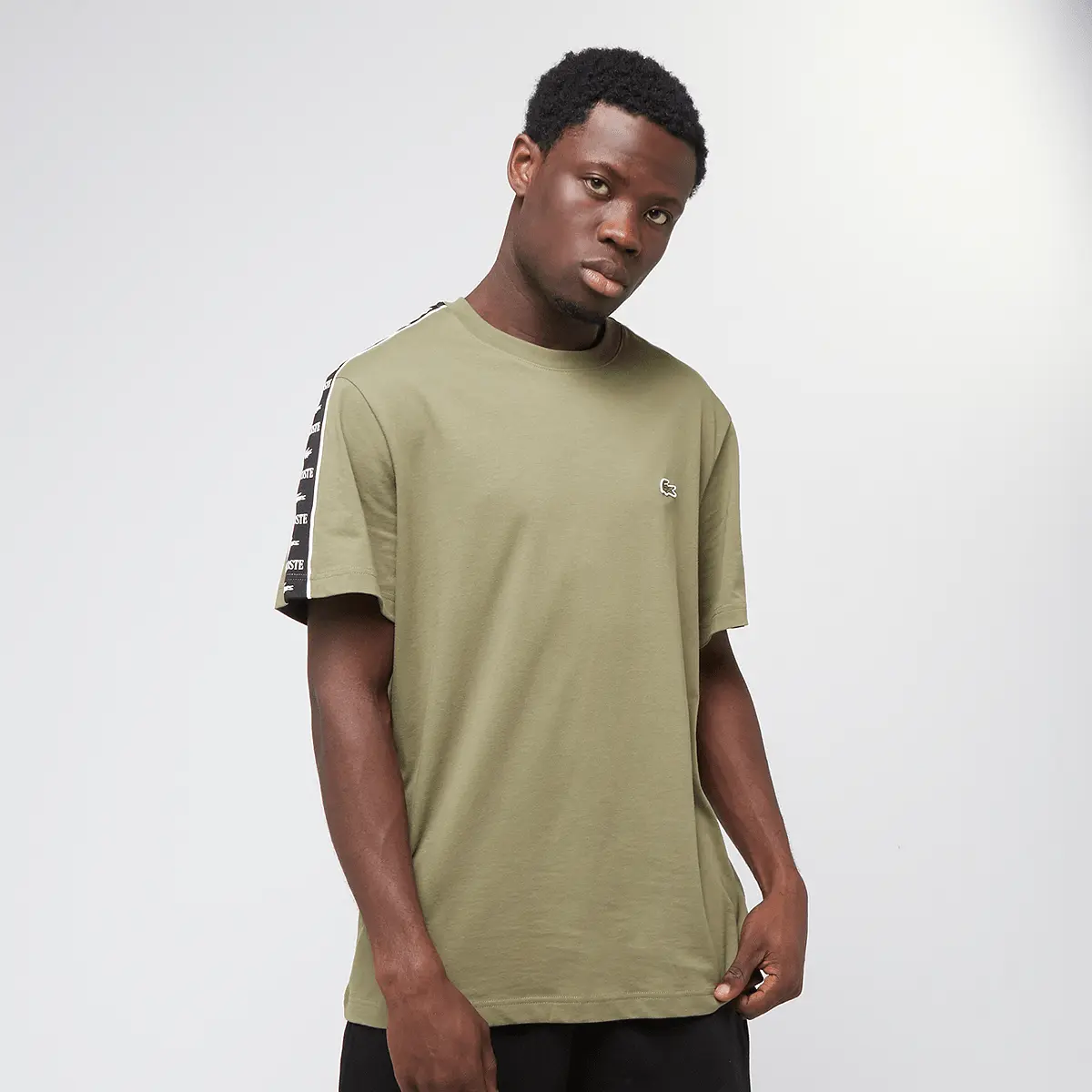 

Футболка Lacoste T-Shirt, зеленый
