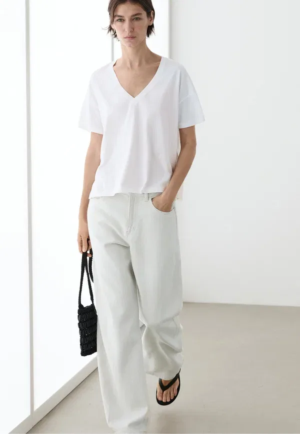 Футболка с V-образным вырезом Massimo Dutti, белый — фото 4