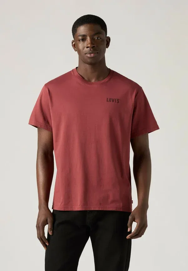 Футболка Levi's, модель Lse_Ss relaxed fit tee boxtab 5in black, цвет красный
