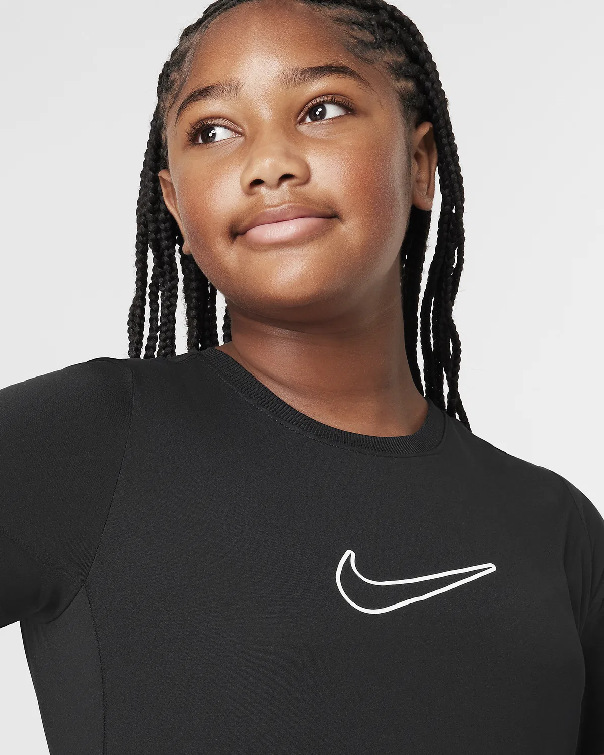 Nike One Dri-FIT короткий рукав тренировочный топ для старших детей (девочек) (увеличенный размер), Black/White — фото 3