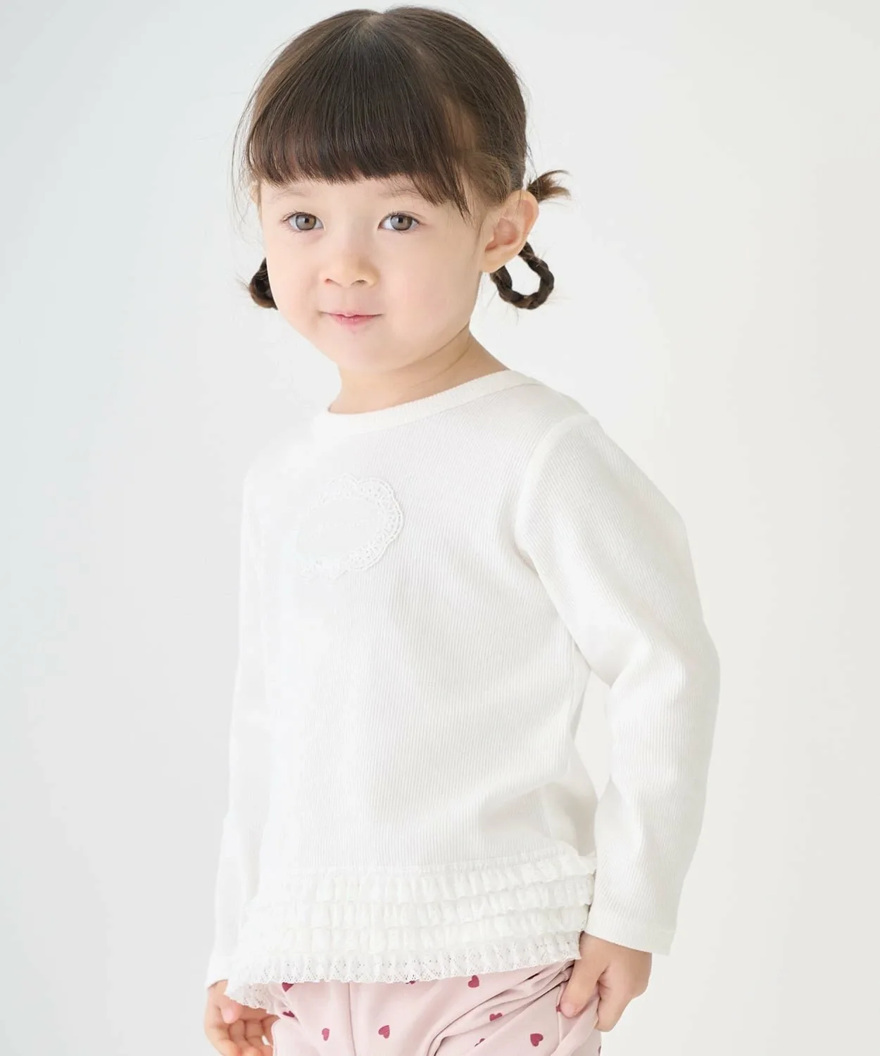 Футболка с длинными рукавами и кружевной оборкой Petit main, Off white