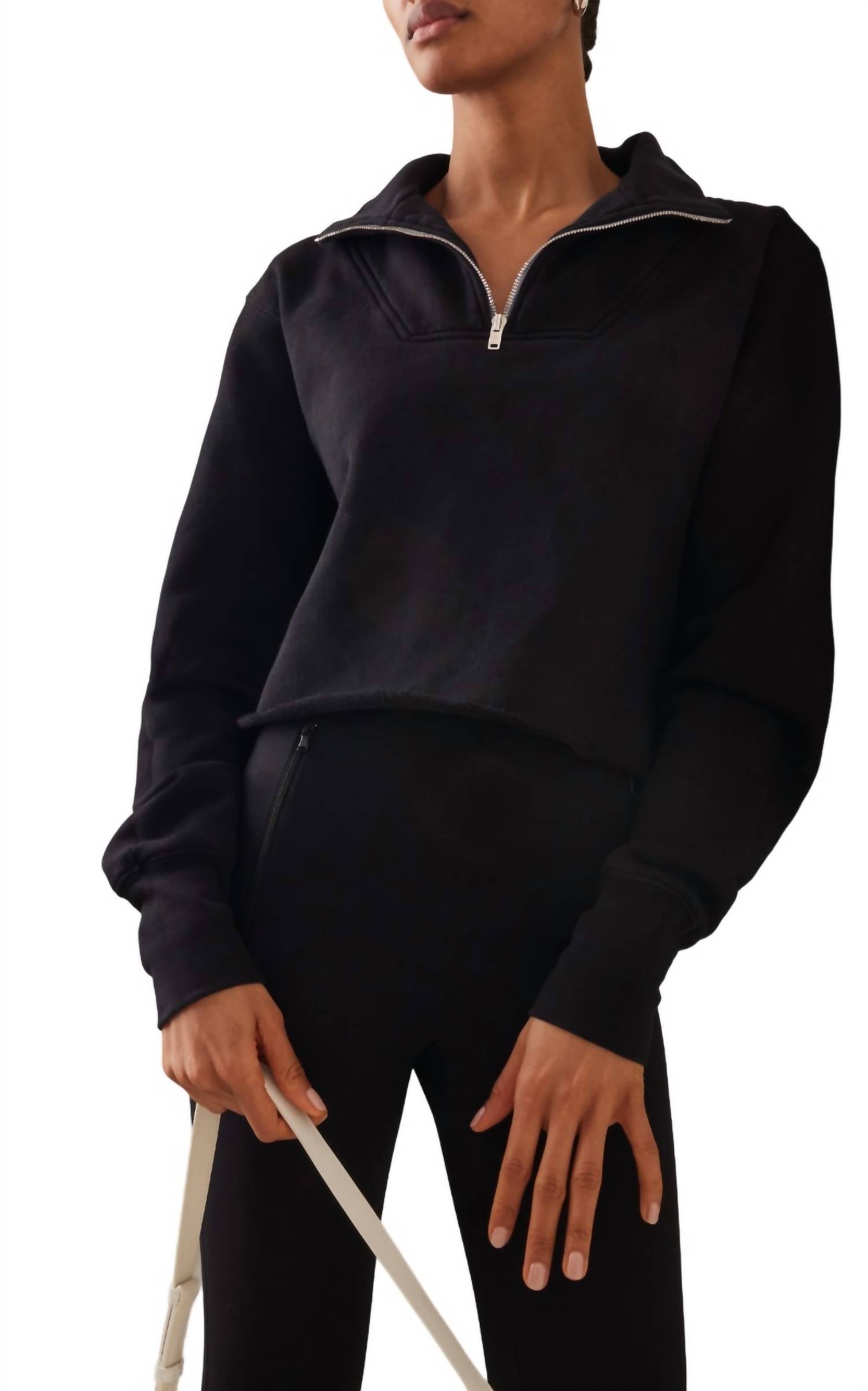 

Укороченный свитер Haley Crop Half Zip в винтажном черном цвете LES TIEN
