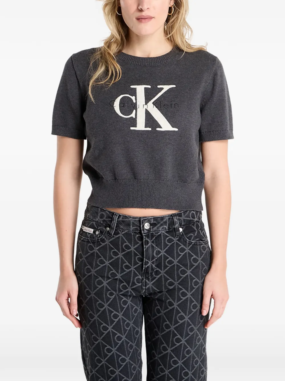 

Графический свитер с короткими рукавами Calvin Klein, серый