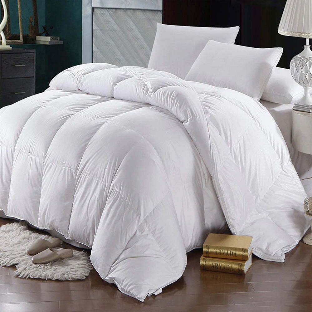 

Одеяло из гусиного пуха, плотность нитей 600 Egyptian Linens, белый