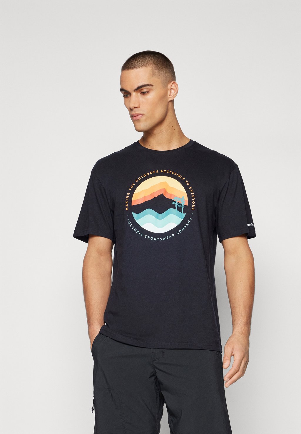 

Футболка с принтом PATH LAKE GRAPHIC TEE Columbia, черный