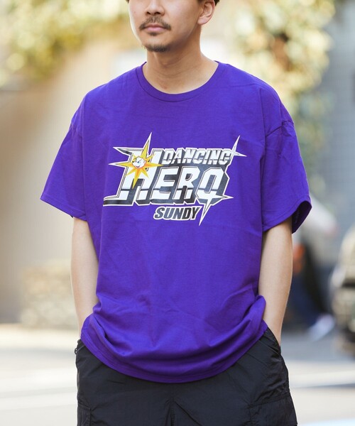 

Футболка с коротким рукавом, принт "Танцующий герой Санди" FREAK'S STORE, фиолетовый