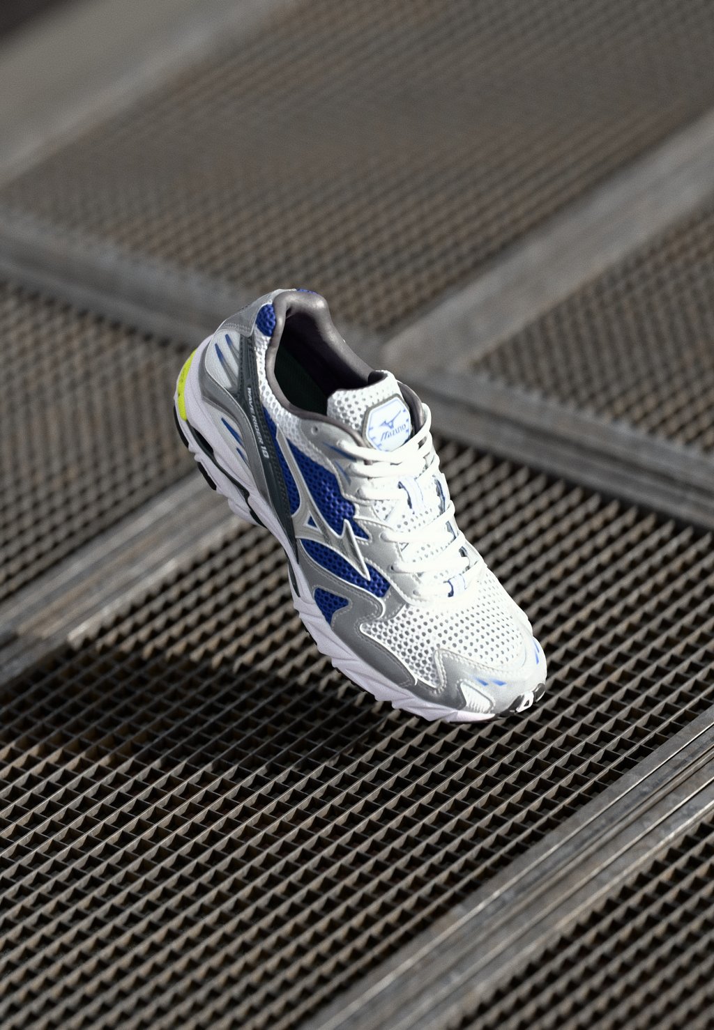 

Кроссовки WAVE RIDER 10 UNISEX Mizuno Sportstyle, белый