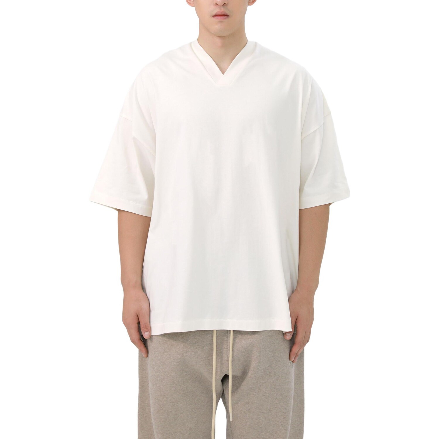 Футболка мужская Cloud Dancer Fear Of God Essentials, цвет Cloud Dancer — фото 4