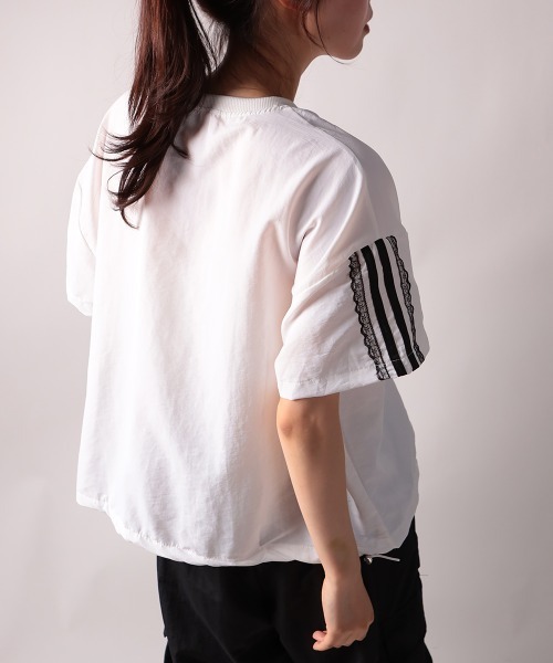 

Футболка с V-образным вырезом, мятая NANAHACHI, белый