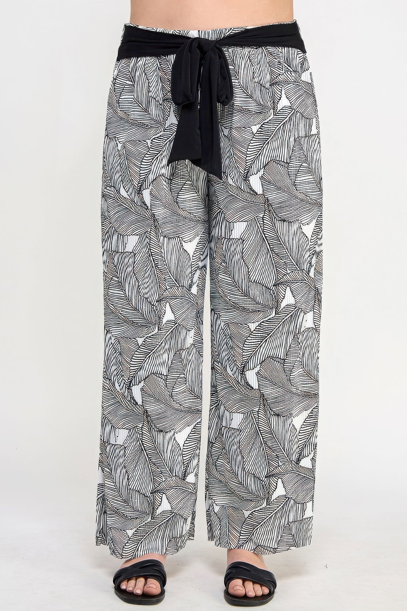 

Брюки Plisse Palm Print FASHNZFAB, черный/белый