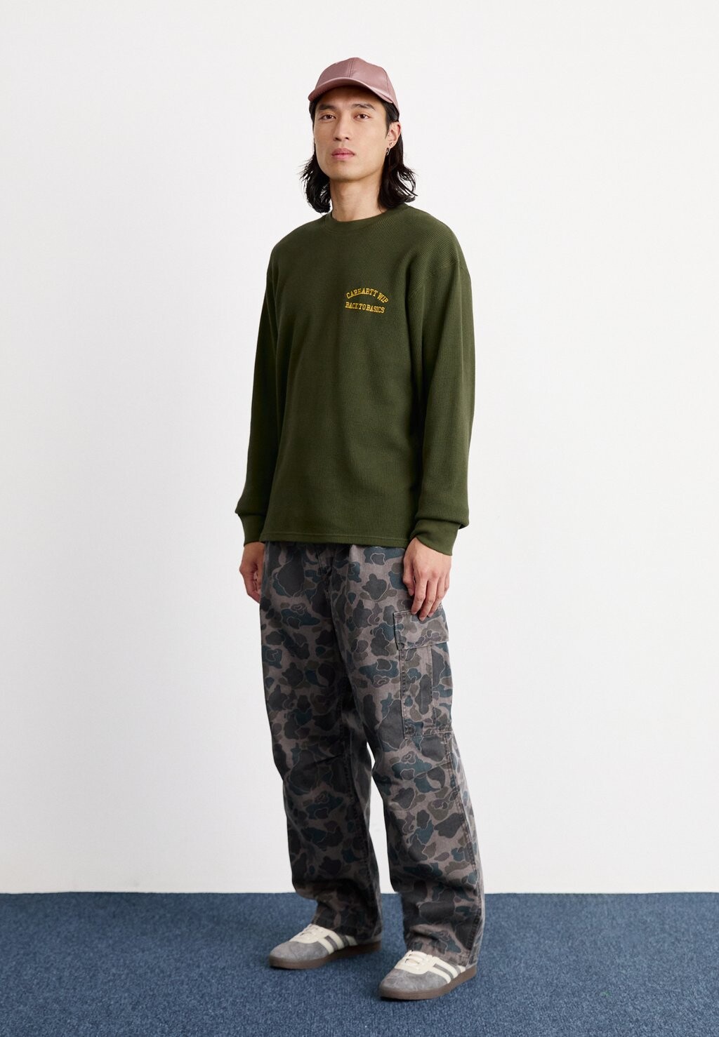 

Кроссовки на шнуровке GAZELLE UNISEX adidas, серый