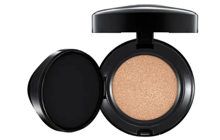 Custom Flawless Air Cushion для осветления тона кожи и маскировки несовершенств 12g MAC, ＃n12 — фото 3