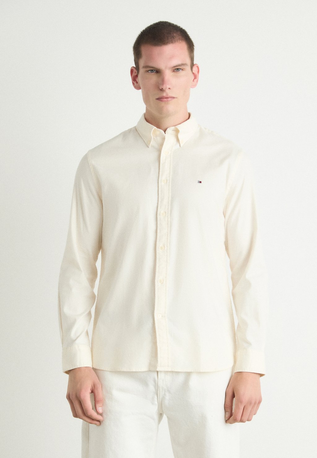

Рубашка BRUSHED SOLID SHIRT Tommy Hilfiger, кремовый