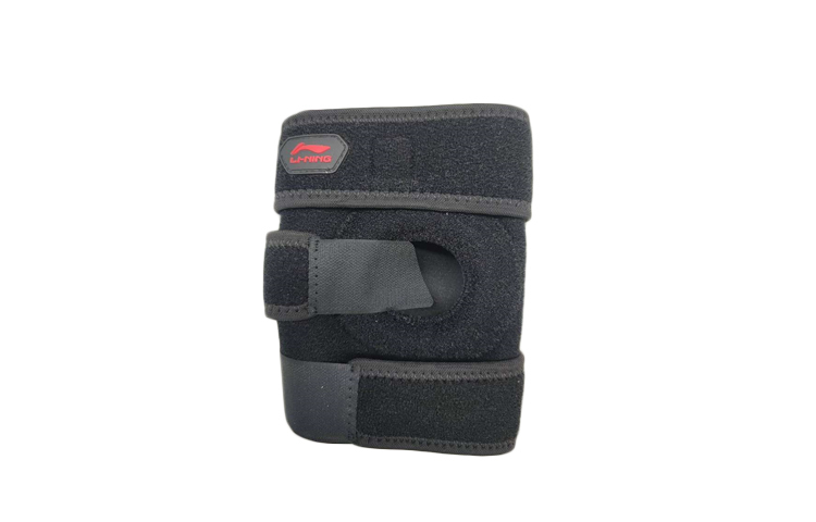 

Наколенники LINING, черные