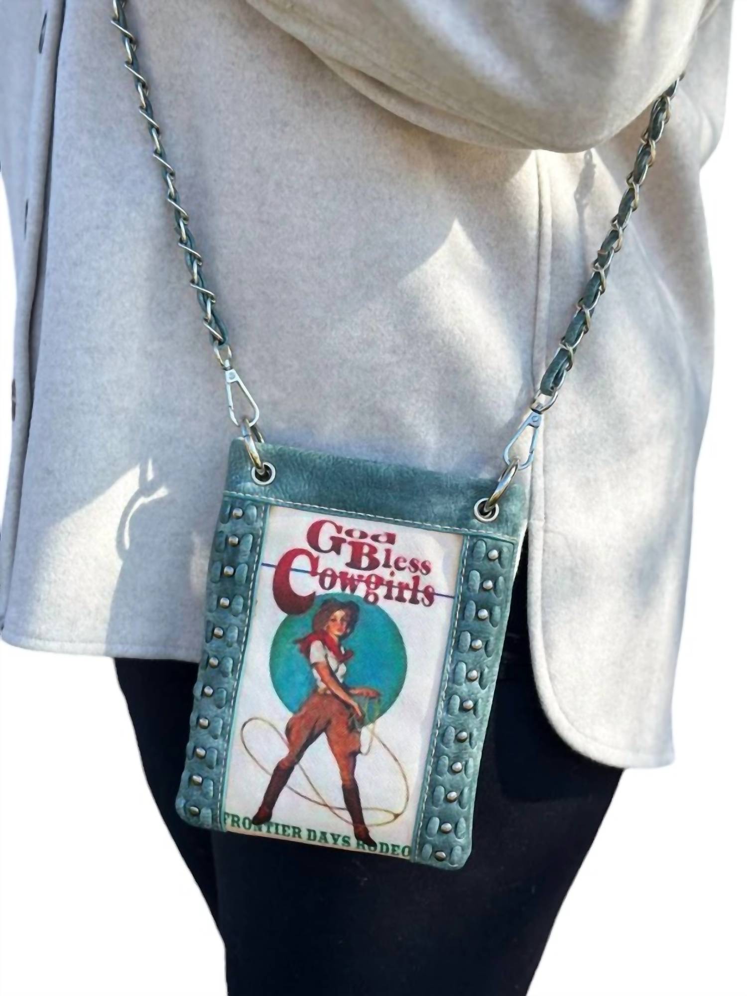 

Классический шикарный кошелек через плечо синего цвета The Chic Bag
