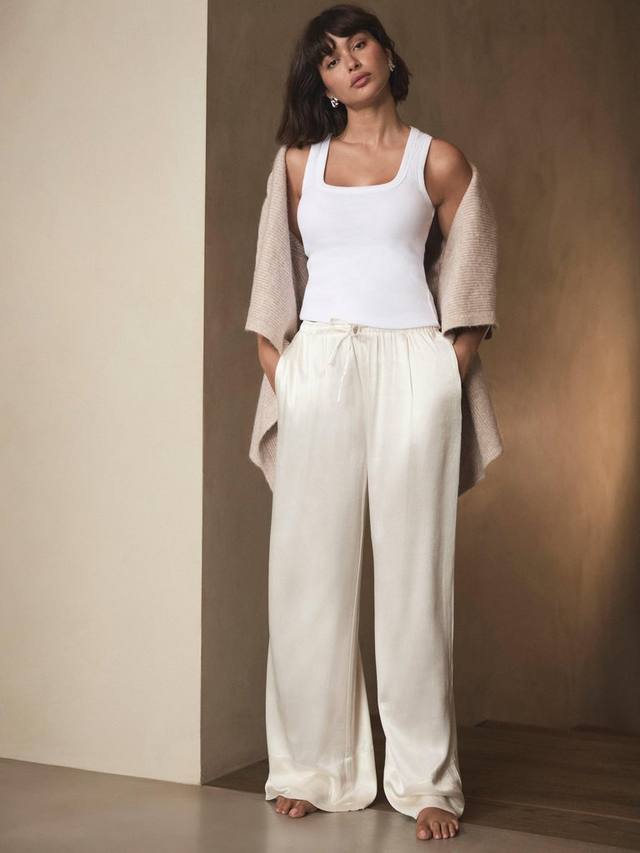 

Широкие брюки с зауженным кроем Mint Velvet