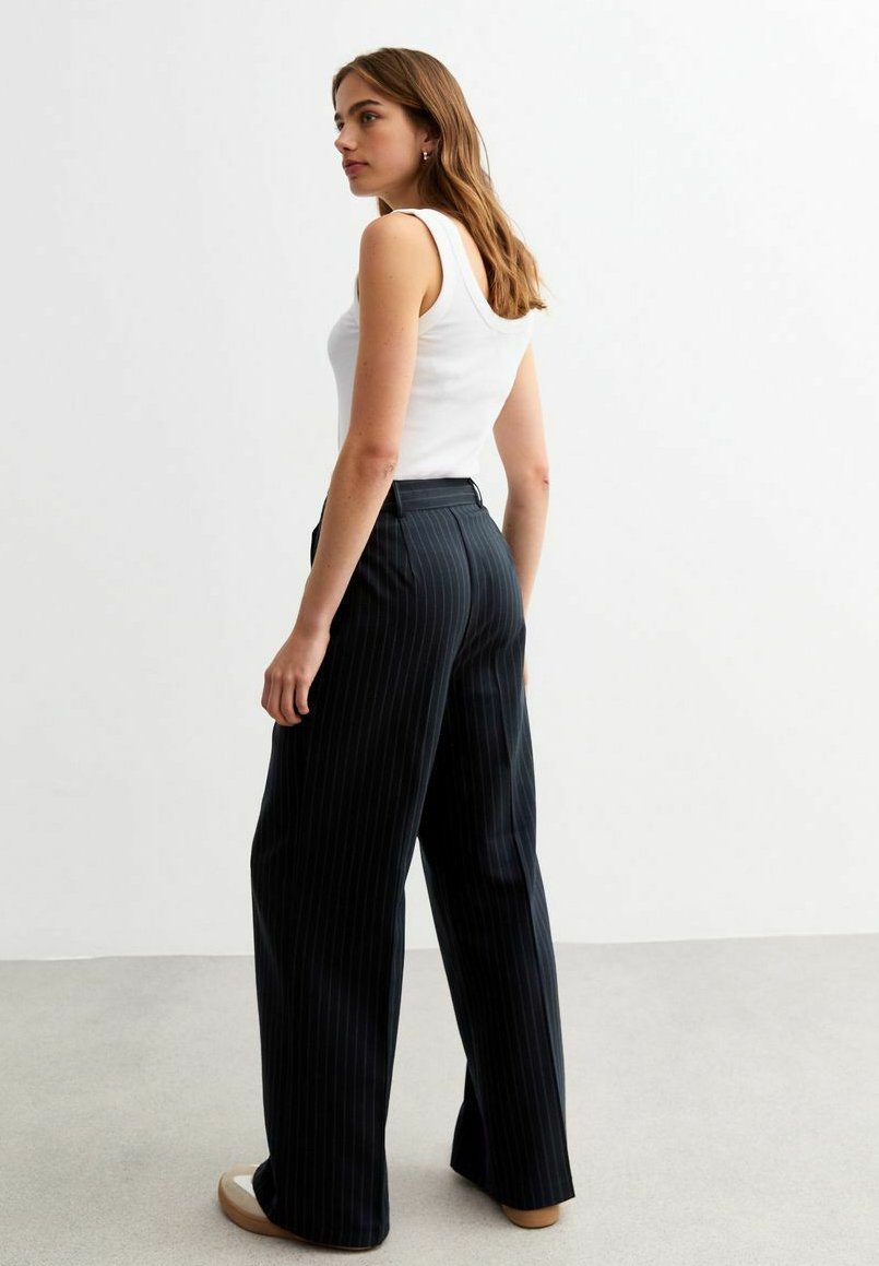 

Брюки PINSTRIPE WIDE LEG New Look, темно-синий
