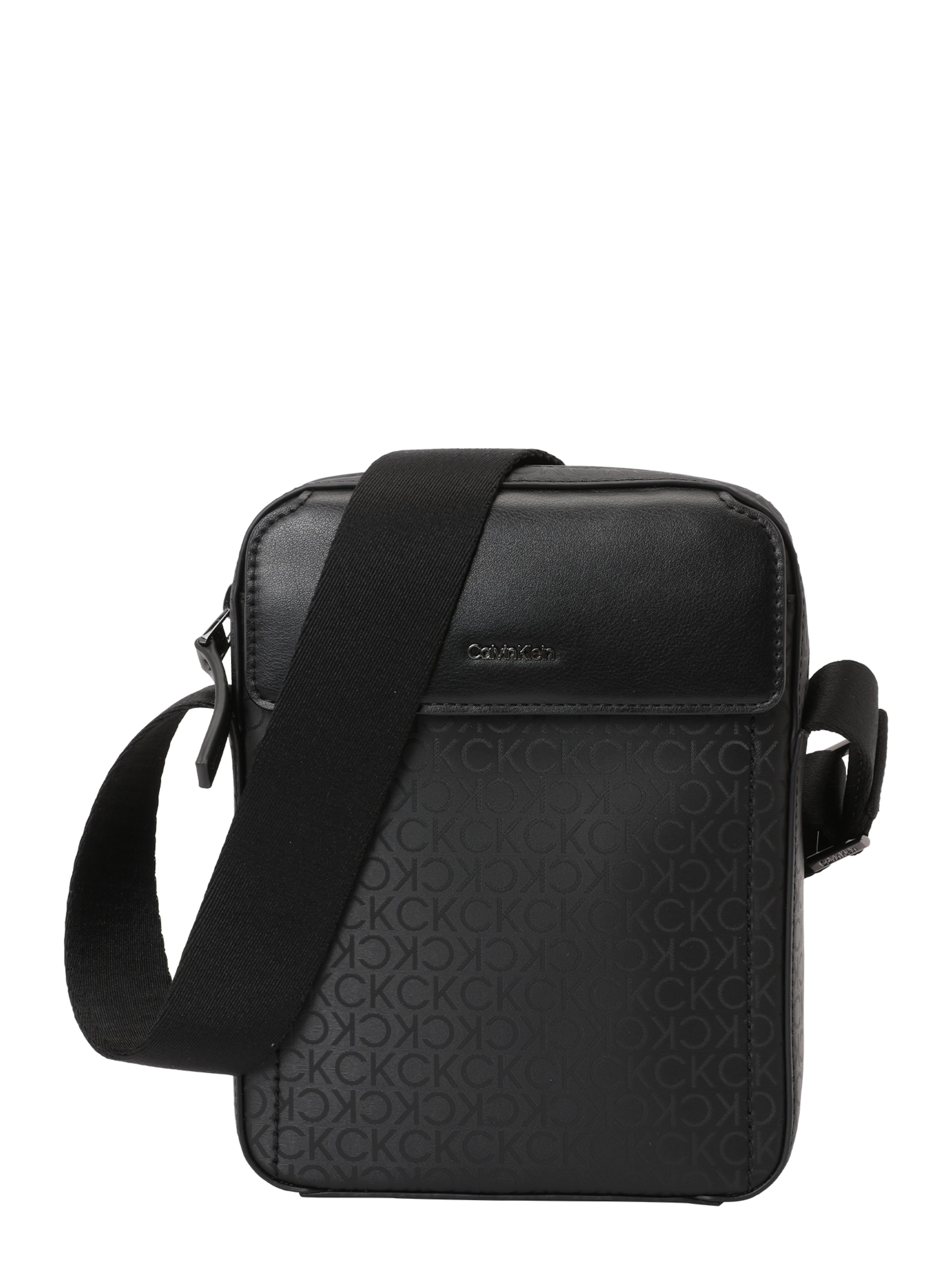 

Calvin Klein Сумка через плечо в черном цвете