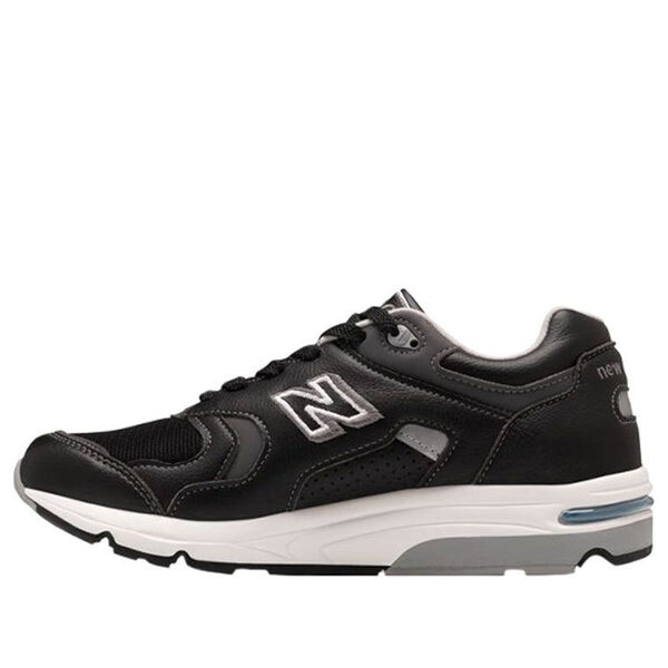

Кроссовки 1700 сделано в сша New Balance, черный