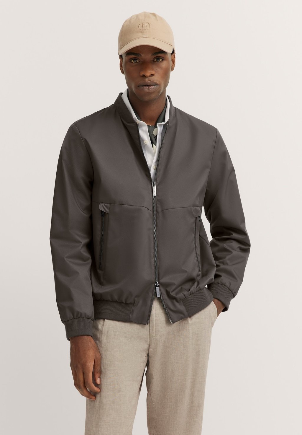 

Куртка-бомбер bugatti, серо-коричневый