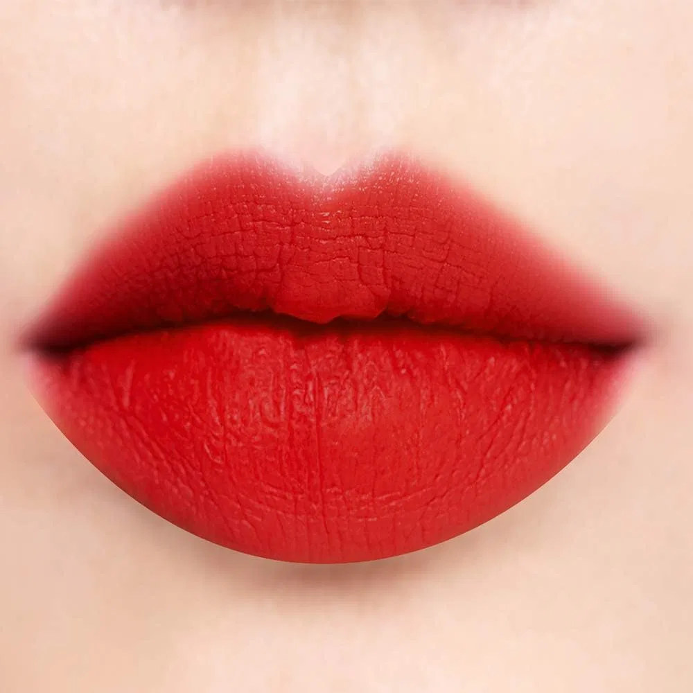 Бархатная матовая помада APLB Premium Velvet Lip Tint #01 Scarlet — фото 2