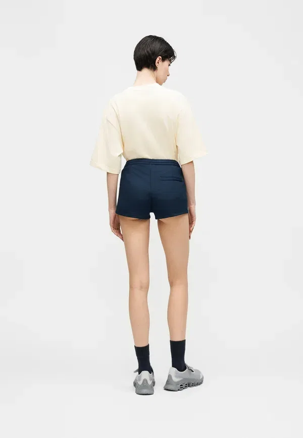 Шорты Beckenbauer shorts Adidas Originals, цвет ночной индиго/голубое слияние — фото 4