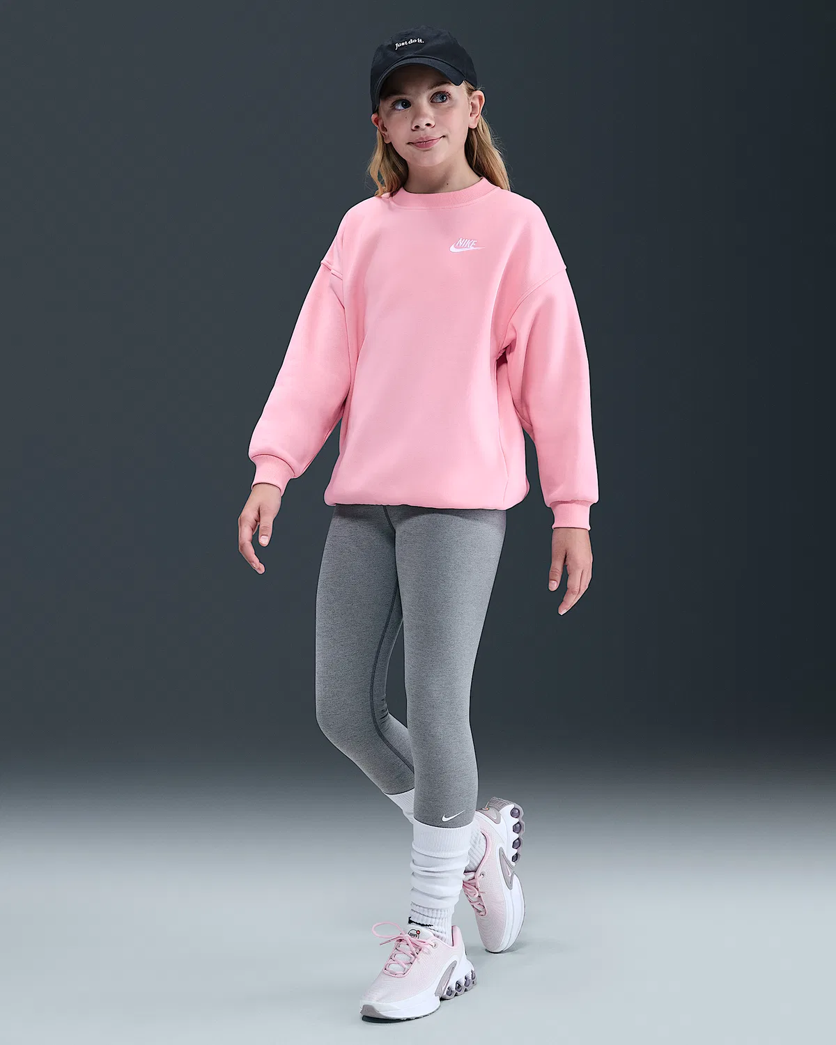 Детская увеличенная толстовка Nike Sportswear Club Fleece, Medium Soft Pink/Medium Soft Pink/White — фото 4