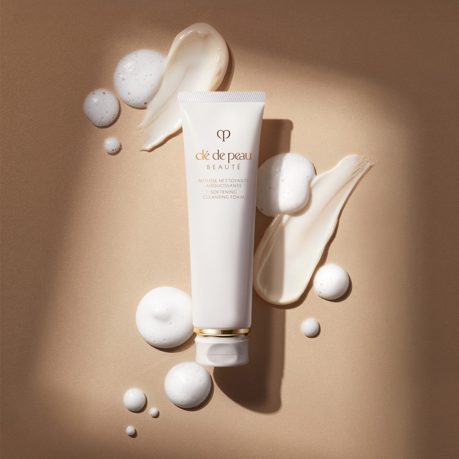 Пенка для умывания Cle De Peau Beaute — Очищающая пенка для лица clarifying cleansing foam , объем, 125 мл — фото 4