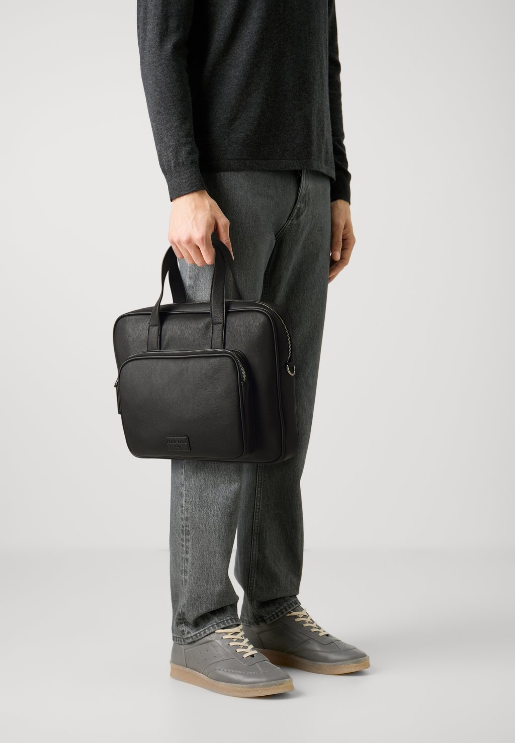 

Сумка для ноутбука UNISEX Pier One, черный