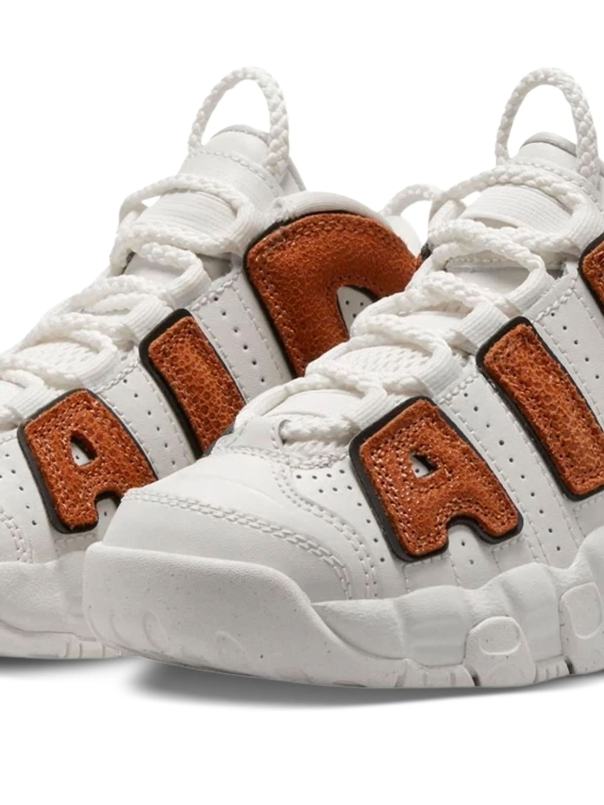 Кроссовки Air More Uptempo Phantom/Black/Orange Trance/Sail/Dark Russet Nike Kids, белый — фото 2