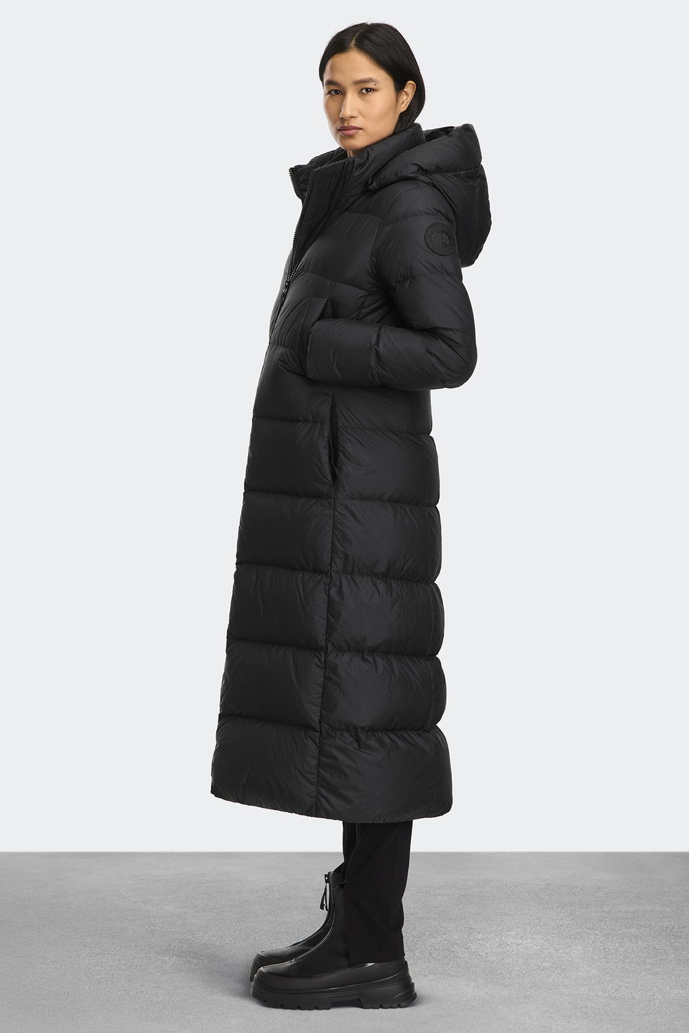 Пуховик Canada Goose Mystique  Tonal Label, черный — фото 3