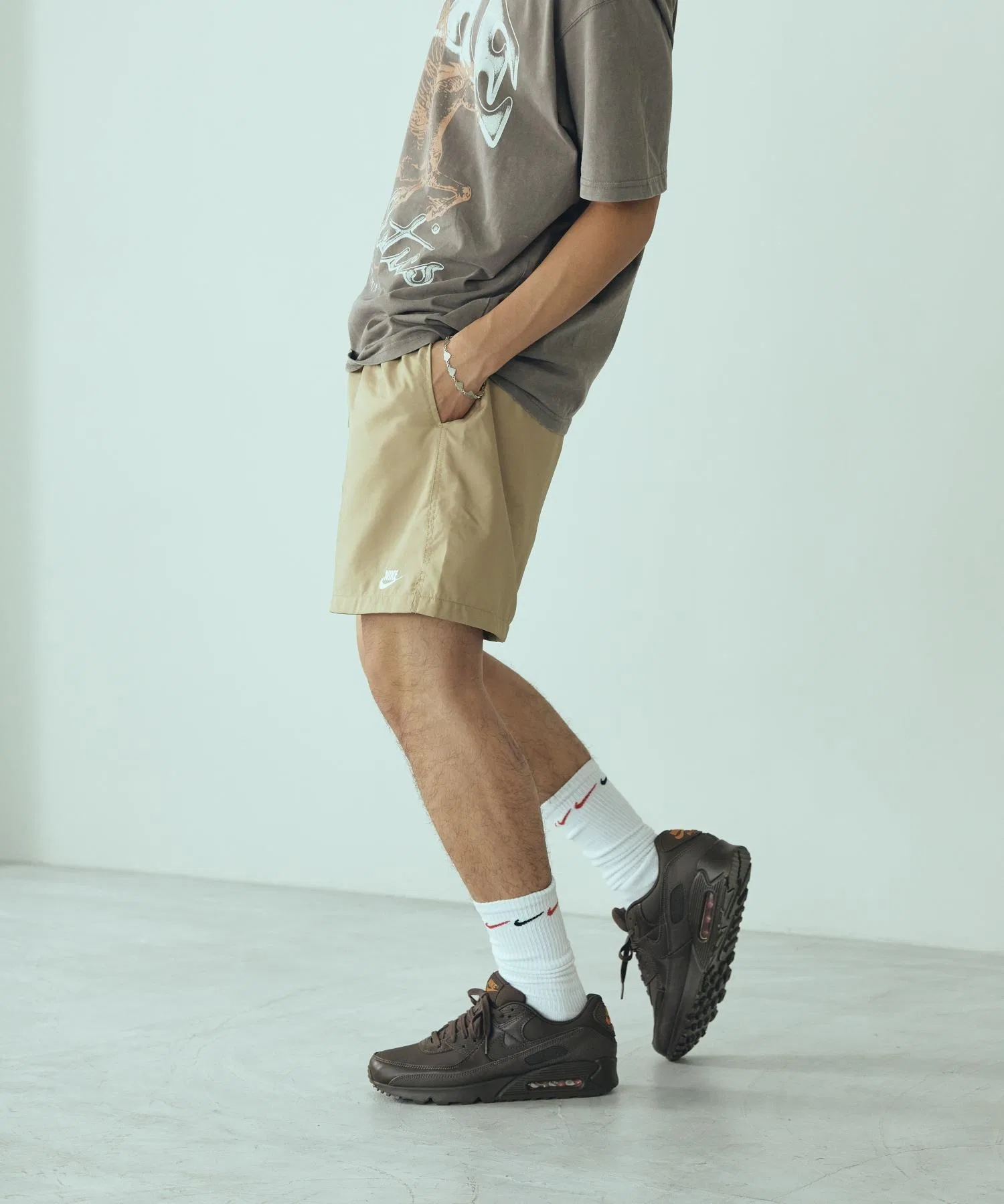 Мужские шорты Nike Club Woven Flow Shorts FN3308-297 — фото 3