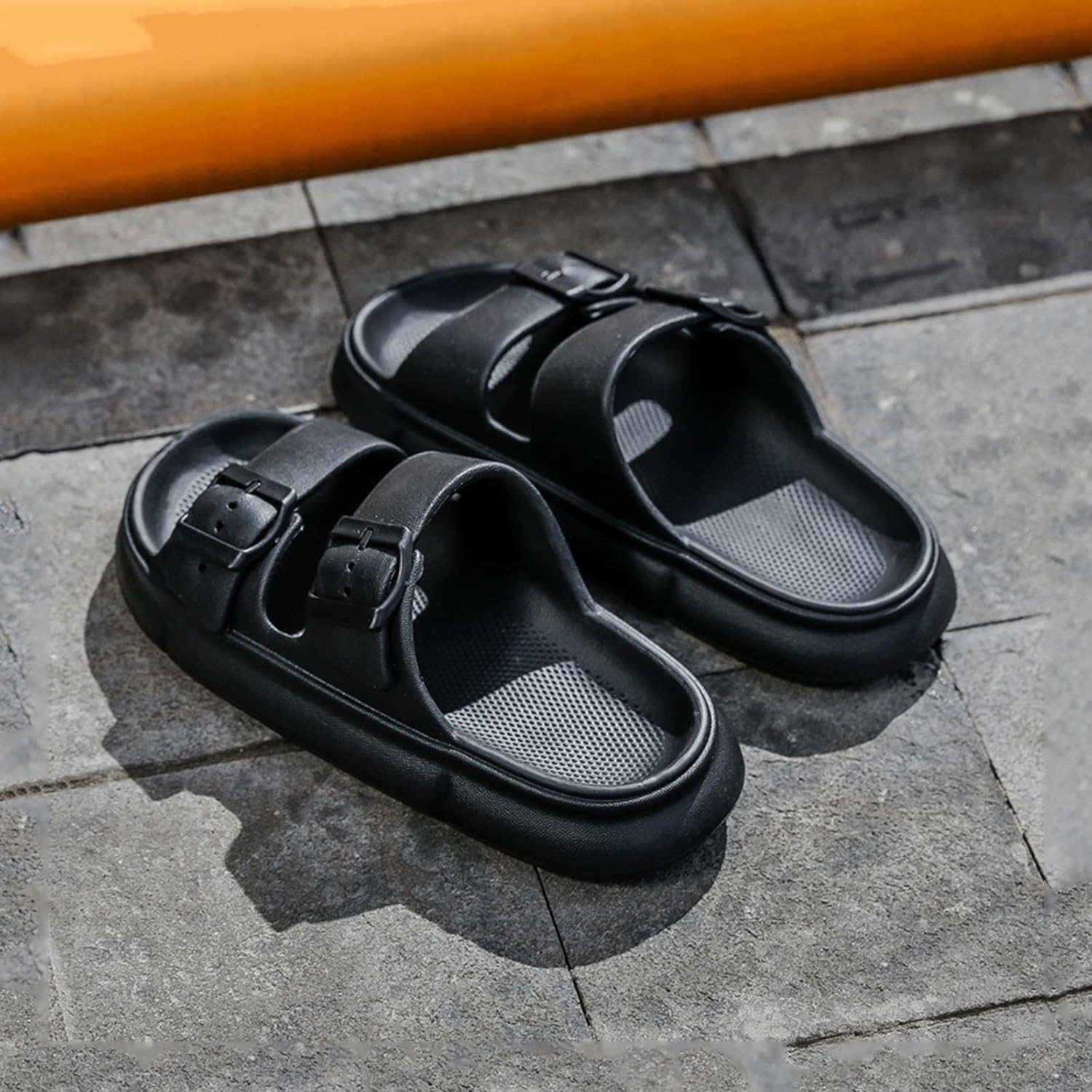 

Мужские сандалии-подушки с регулируемой пряжкой, подошва толщиной 3,5 см, открытый носок, пляжные сандалии для летнего сезона, тапочки для женщин (Цвет: черный, Размер: 45 EU) Txtc