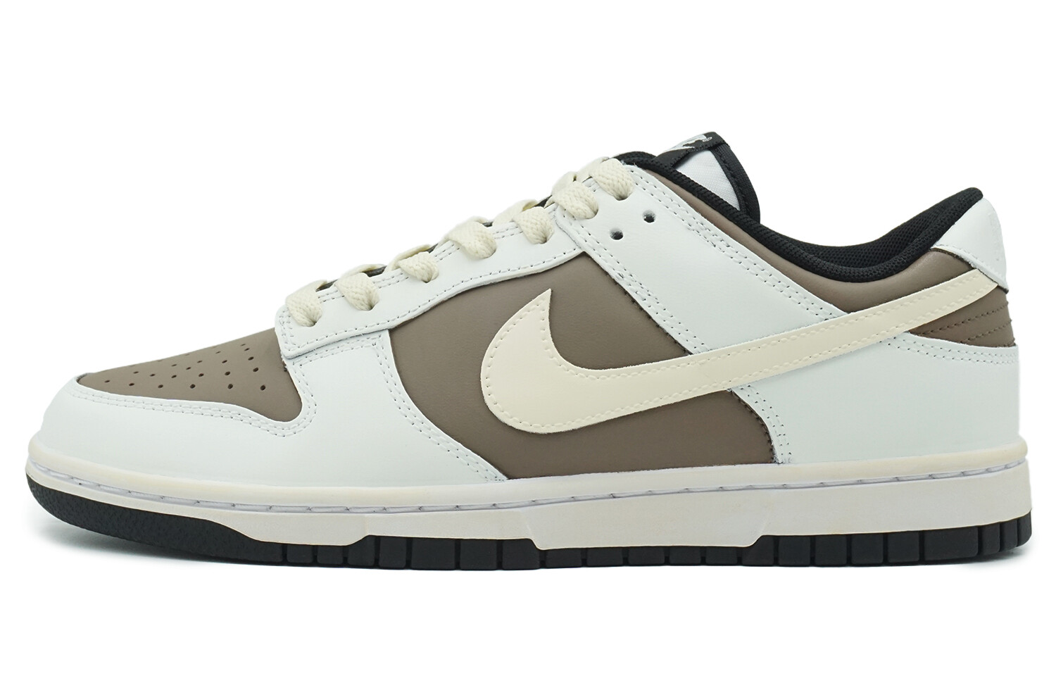 

Женские кроссовки для скейтбординга Nike Dunk, Milky White