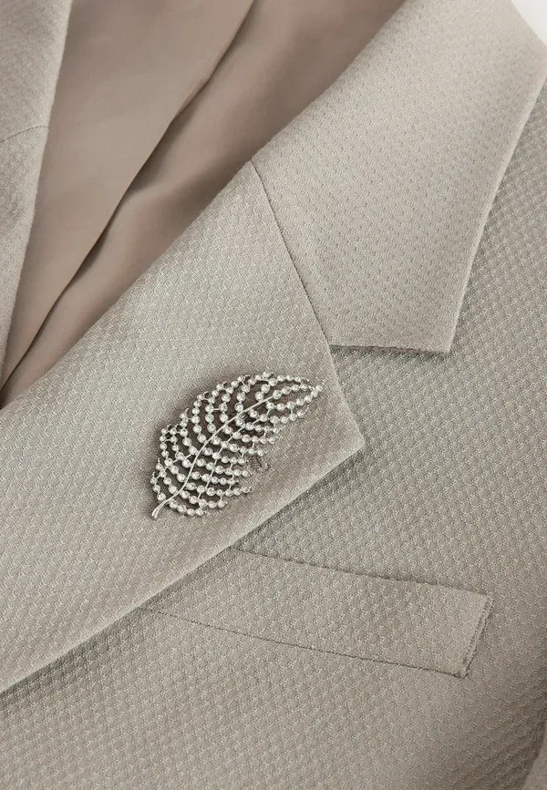 Пиджак Next Regular Fit Tailored Fit Double Breasted Textured Suit Jacket With Brooch Short Coat, серый — фото 4