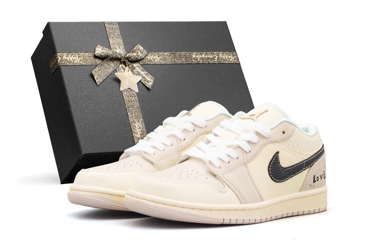 

Jordan Кроссовки Air 1 с амортизацией, износостойкие, дышащие, низкие, винтажные, баскетбольные, унисекс, черный и белый