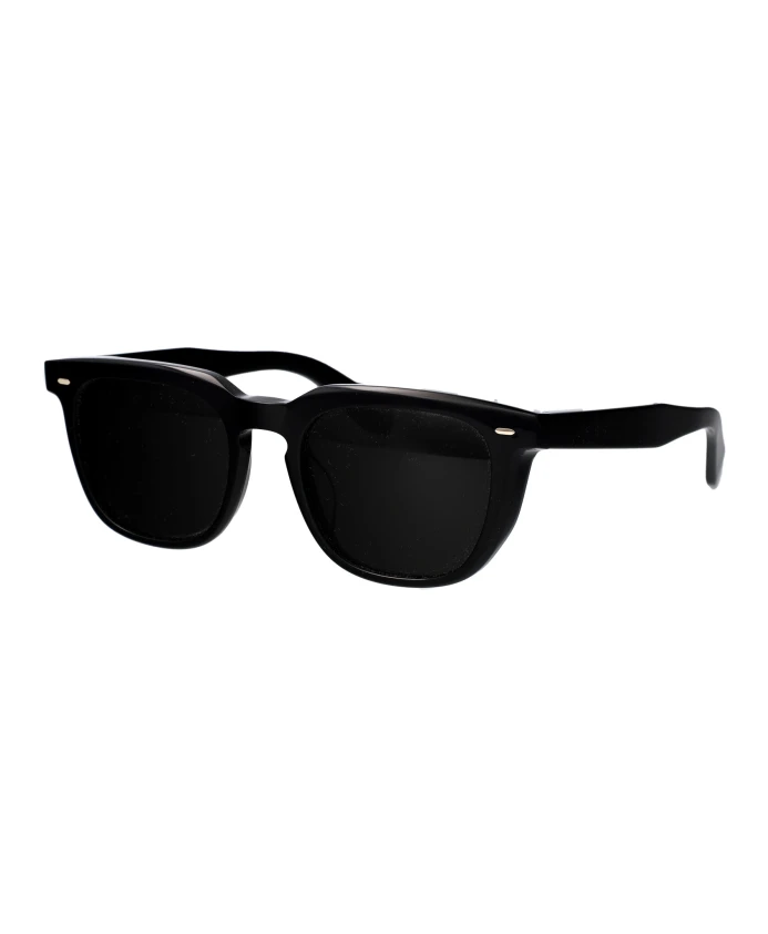 

Стильные солнцезащитные очки. Oliver Peoples, черный