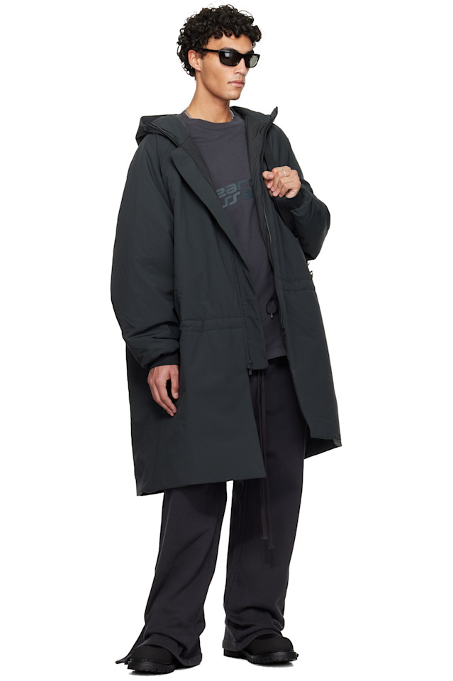 Fear Of God Essentials Серая праздничная нейлоновая парка с капюшоном — фото 4