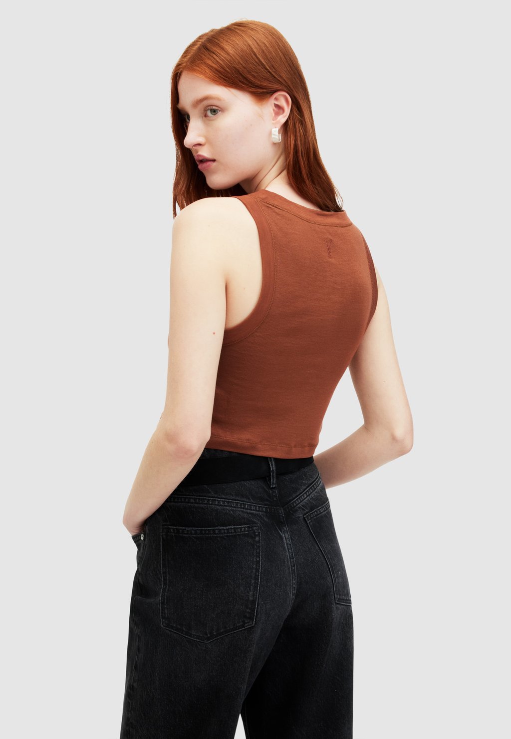 

Топ RINA CROPPED AllSaints, коричневый