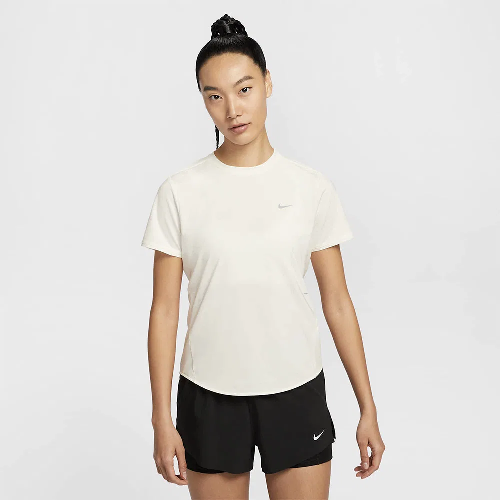 Женская беговая футболка Swift Dri-Fit с коротким рукавом, цвет "парус", от Nike