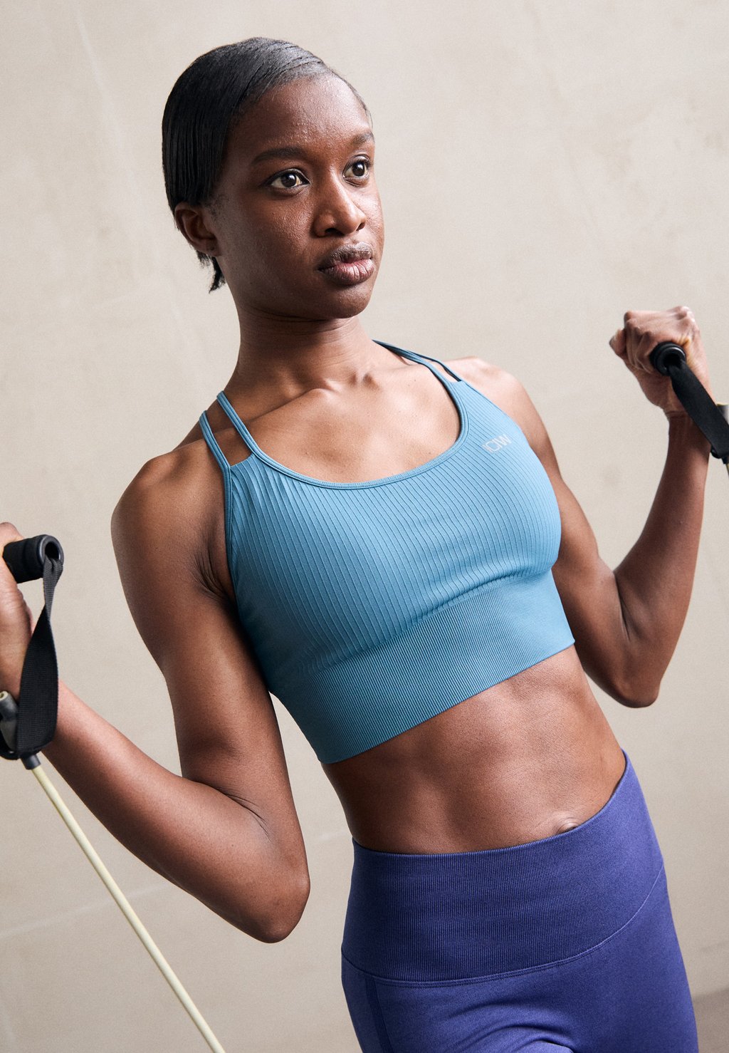 

Спортивный бюстгальтер с легкой поддержкой DEFINE SEAMLESS BRA ICANIWILL, цвет Faded Light Teal