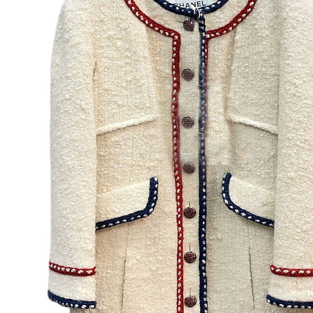 CHANEL Женская бежевая куртка осень-зима, Beige — фото 4